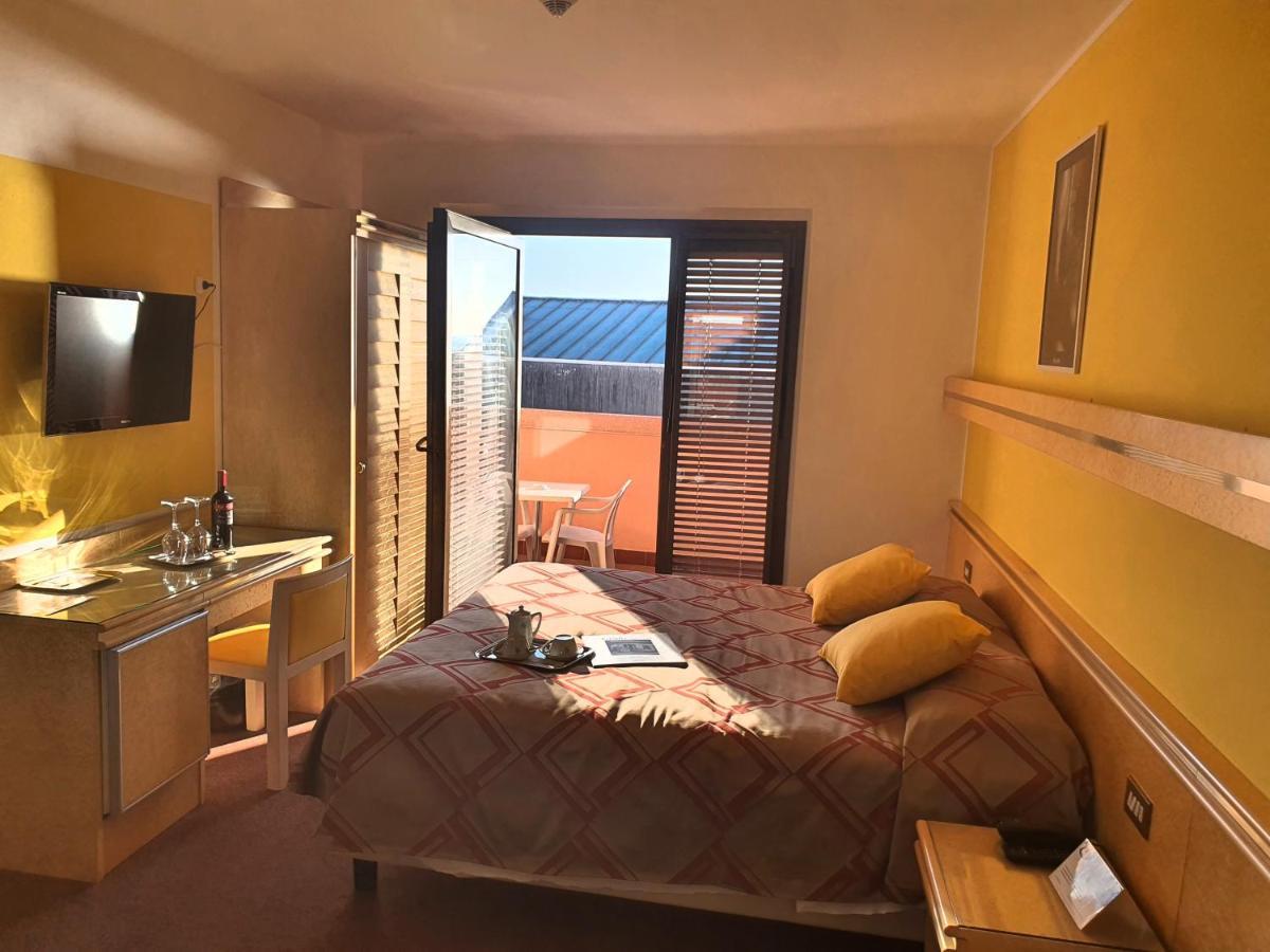 Hotel Antares Grado Exterior foto